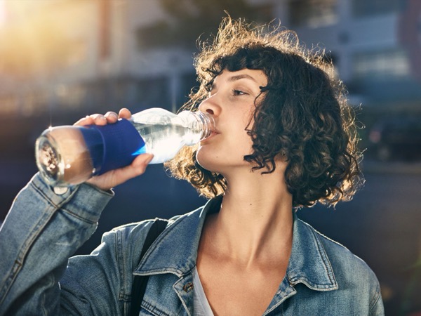 Hydrolyzed collagen peptides powder dissolving in water